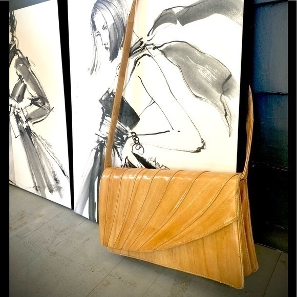 unbranded Handbags - Vintage Camel Genuine Eel Skin Bag